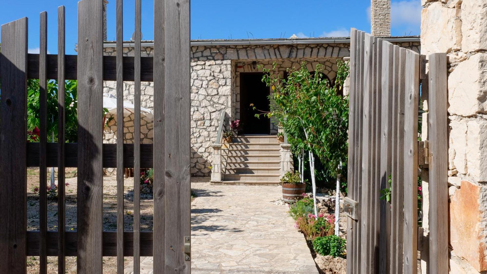 Fterini Apartments Sterna & Alletri Agios Leon 외부 사진